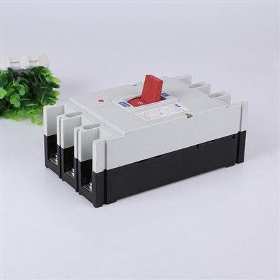 پی وی مولڈ کیس سرکٹ بریکر